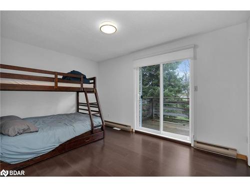209515 Highway 26, Town Of Blue Mountains, ON - Indoor Photo Showing Bedroom
