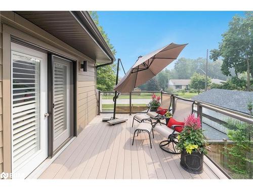 92 Nelson Street, Barrie, ON - Outdoor With Deck Patio Veranda With Exterior