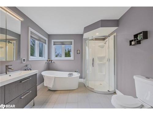 23 Pepin Court, Barrie, ON - Indoor Photo Showing Bathroom