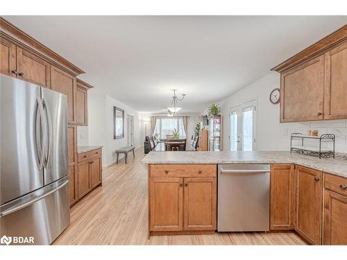 1524 Mount Stephen Road, Coldwater, ON - Indoor Photo Showing Kitchen