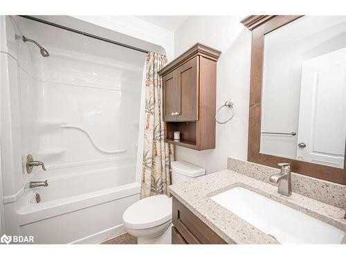 1524 Mount Stephen Road, Coldwater, ON - Indoor Photo Showing Bathroom