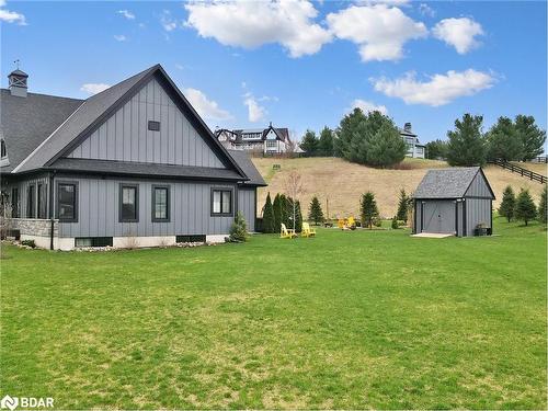 2 Thoroughbred Drive, Oro-Medonte, ON - Outdoor