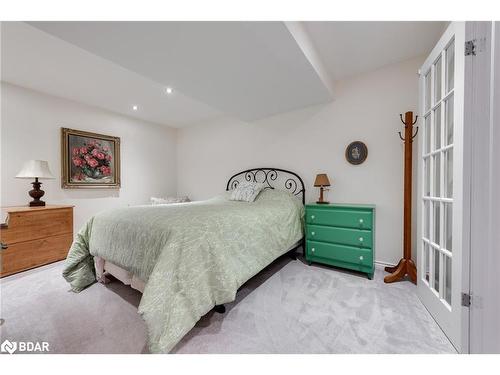 6 Kraus Road, Barrie, ON - Indoor Photo Showing Bedroom