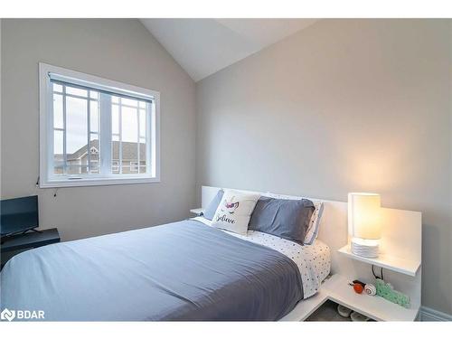 23 Archer Avenue, Collingwood, ON - Indoor Photo Showing Bedroom