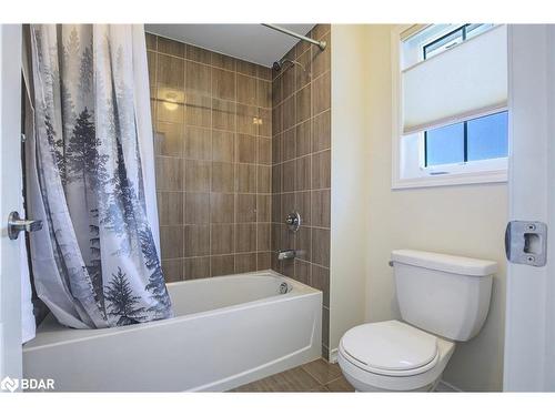 7 Masters Crescent Crescent, Port Severn, ON - Indoor Photo Showing Bathroom