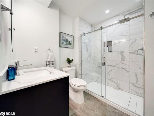 326 Lucy Lane, Orillia, ON - Indoor Photo Showing Bathroom
