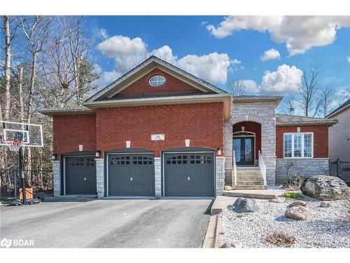 34 Camelot Square, Barrie, ON - Outdoor