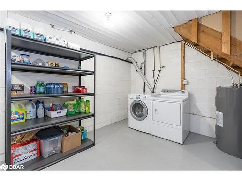 949 Raymond Road, Muskoka Lakes, ON - Indoor Photo Showing Laundry Room