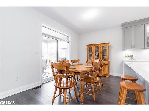 13 Fawndale Crescent, Wasaga Beach, ON - Indoor Photo Showing Dining Room