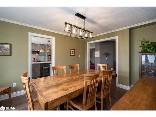 2173 Fairgrounds Road S, Clearview, ON - Indoor Photo Showing Dining Room