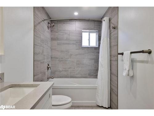 19 Sugarbush Road, Coldwater, ON - Indoor Photo Showing Bathroom