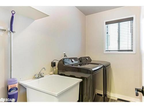92 Sundew Drive, Barrie, ON - Indoor Photo Showing Laundry Room