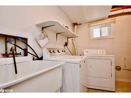 41 Toboggan Hill Drive, Orillia, ON - Indoor Photo Showing Laundry Room