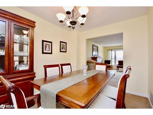 41 Toboggan Hill Drive, Orillia, ON - Indoor Photo Showing Dining Room
