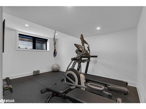 77 Georgian Grande Drive, Oro-Medonte, ON - Indoor Photo Showing Gym Room