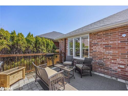 4 Falcon Crescent, Barrie, ON - Outdoor With Deck Patio Veranda With Exterior