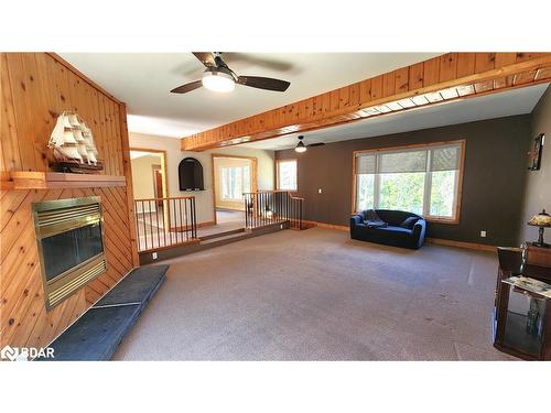 3909 Guest Road, Innisfil, ON - Indoor With Fireplace