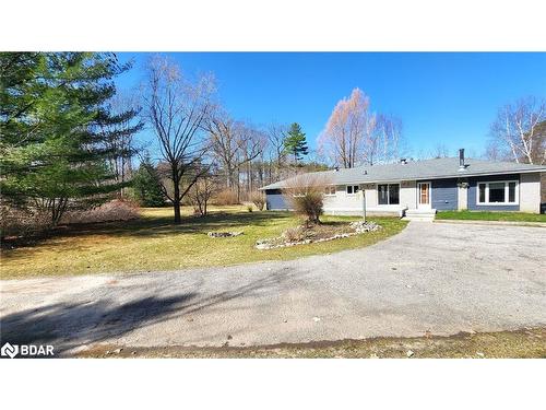 3909 Guest Road, Innisfil, ON - Outdoor