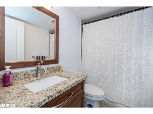 402-2272 Keele Street, Toronto, ON - Indoor Photo Showing Bathroom