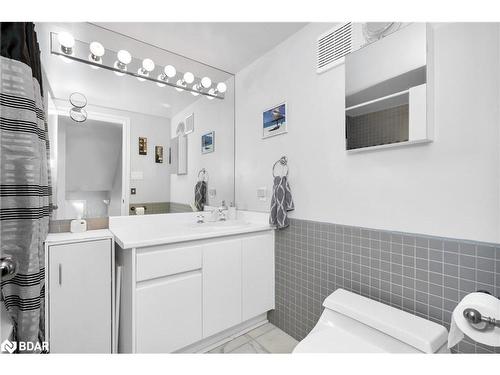 116-603 Atherley Road, Orillia, ON - Indoor Photo Showing Bathroom