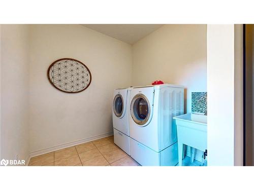 438 Biener Drive, Port Elgin, ON - Indoor Photo Showing Laundry Room