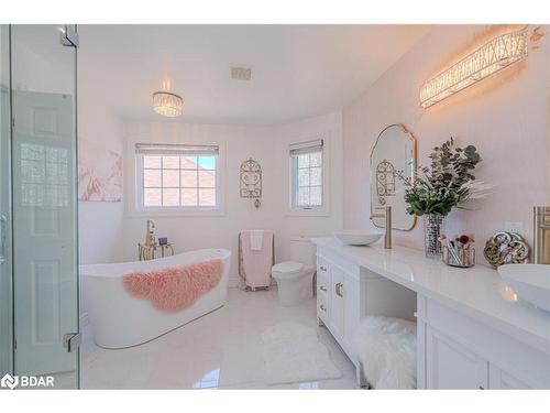 21 Crimson Ridge Road, Barrie, ON - Indoor Photo Showing Bathroom