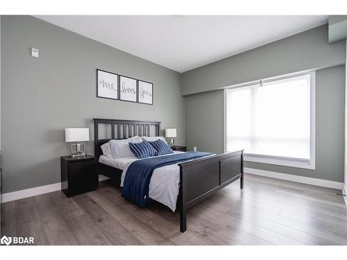 212-10 Culinary Lane, Barrie, ON - Indoor Photo Showing Bedroom