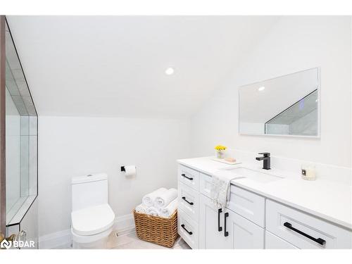 6400 7Th Line, New Tecumseth, ON - Indoor Photo Showing Bathroom
