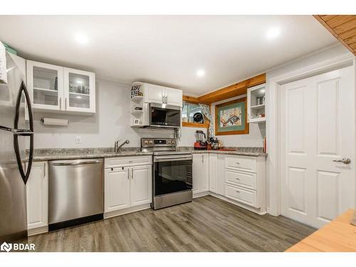 243 Wellington Street E, Barrie, ON - Indoor Photo Showing Kitchen With Stainless Steel Kitchen