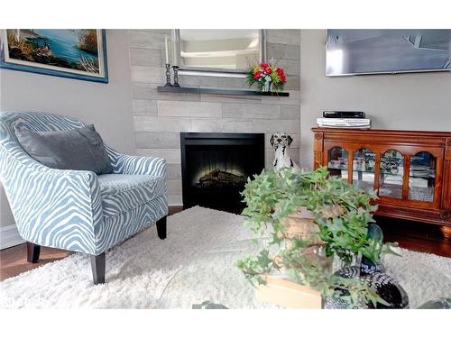 407-6 Toronto Street, Barrie, ON - Indoor With Fireplace