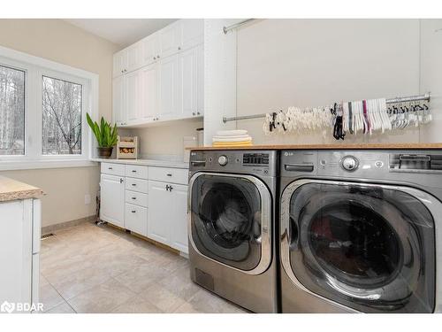 3-1058 Whites Road, Port Carling, ON - Indoor Photo Showing Laundry Room
