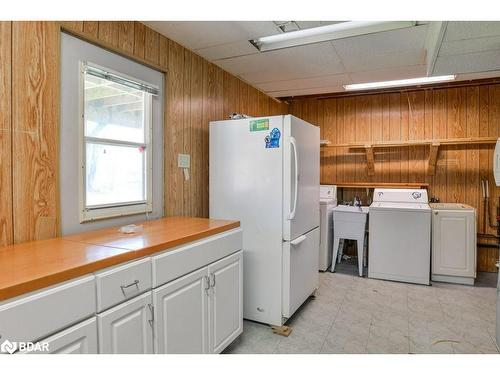 15 Lankin Boulevard, Orillia, ON - Indoor Photo Showing Laundry Room