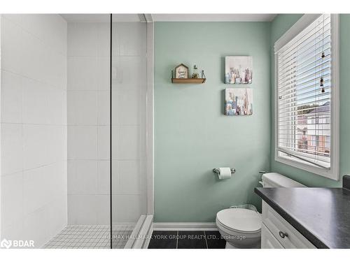 64 Ferris Lane, New Tecumseth, ON - Indoor Photo Showing Bathroom