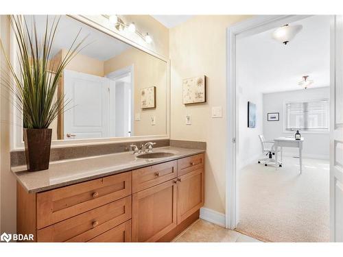 5 Waterside Lane, Collingwood, ON - Indoor Photo Showing Bathroom