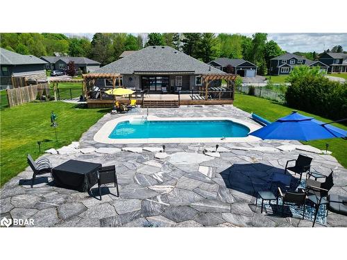 1987 Elana Drive, Orillia, ON - Outdoor With In Ground Pool With Backyard