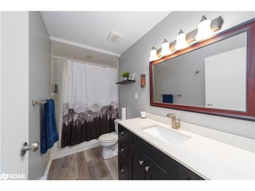 G11-147 Edgehill Drive, Barrie, ON - Indoor Photo Showing Bathroom