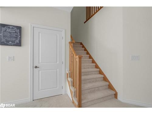33 Atlantis Drive, Orillia, ON - Indoor Photo Showing Other Room