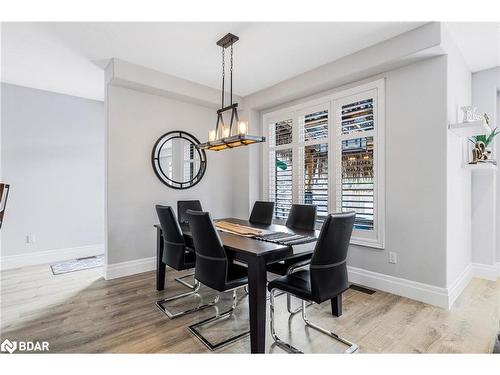 30 Marta Crescent, Barrie, ON - Indoor Photo Showing Dining Room