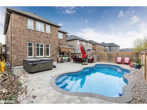 30 Marta Crescent, Barrie, ON - Outdoor With In Ground Pool With Exterior