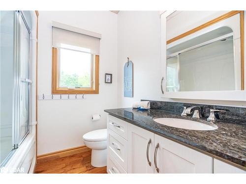 220 Kamenni Bay Road, Georgian Bay, ON - Indoor Photo Showing Bathroom