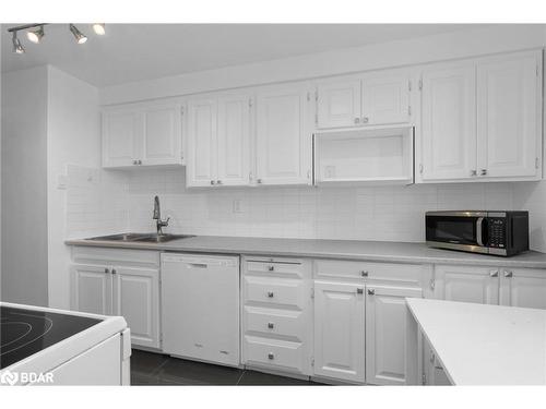 801-414 Blake Street, Barrie, ON - Indoor Photo Showing Kitchen With Double Sink