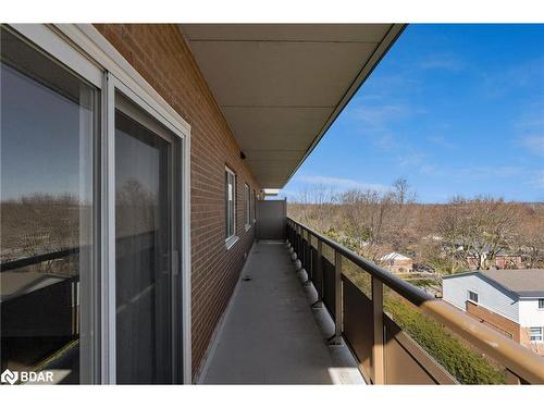 801-414 Blake Street, Barrie, ON - Outdoor With Balcony With Exterior