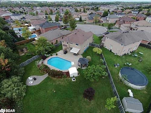 17 Newberry Court, Barrie, ON - Outdoor With In Ground Pool With View