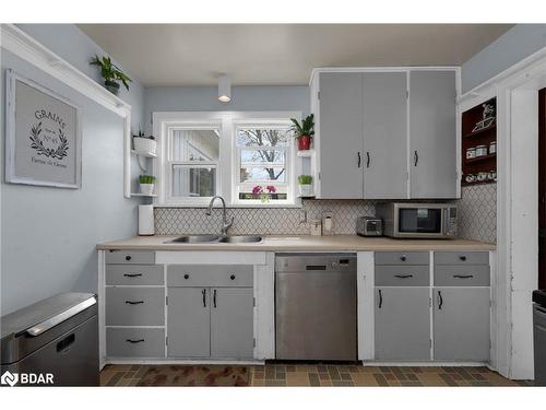 166 Mary Street, Barrie, ON - Indoor Photo Showing Kitchen With Double Sink