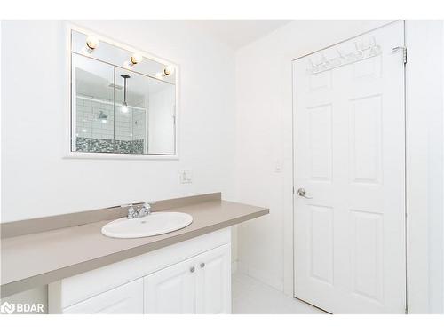 3 Rankin Lake Road, Seguin, ON - Indoor Photo Showing Bathroom