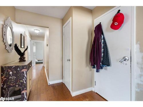20 Mitchell Avenue, New Tecumseth, ON - Indoor Photo Showing Other Room