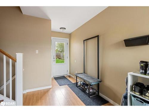 20 Mitchell Avenue, New Tecumseth, ON - Indoor Photo Showing Other Room