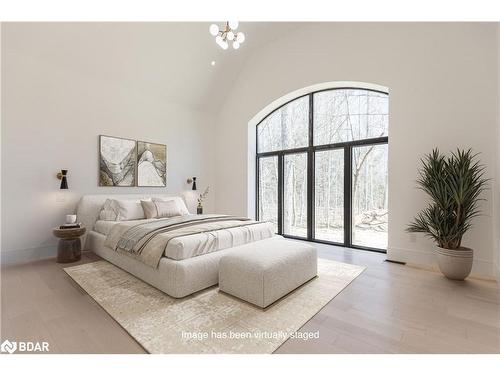 20 Gallagher Crescent, Springwater, ON - Indoor Photo Showing Bedroom