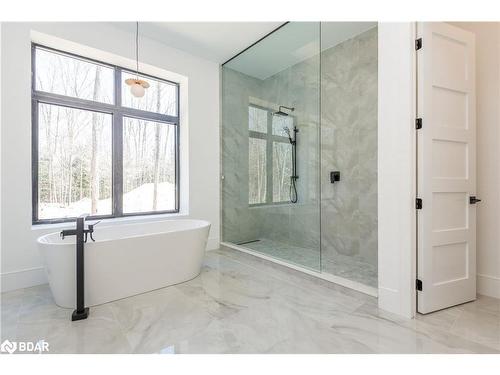 20 Gallagher Crescent, Springwater, ON - Indoor Photo Showing Bathroom