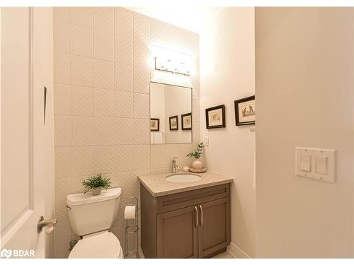605-80 Orchard Point Road, Orillia, ON - Indoor Photo Showing Bathroom
